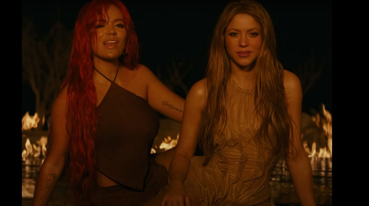 Karol G y Shakira, en el video de su sencillo TQG (Te Quedó Grande). Foto: Youtube