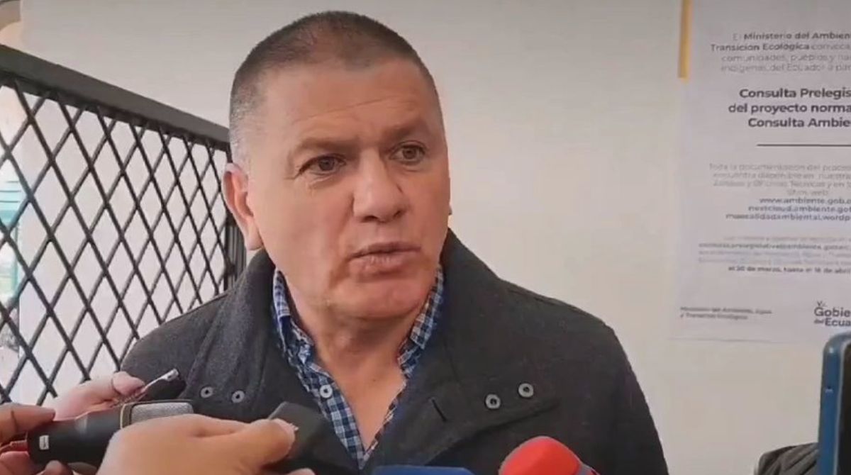 Omar León, exdirector de la cárcel de Turi en declaraciones para medios locales. Foto: Captura de video