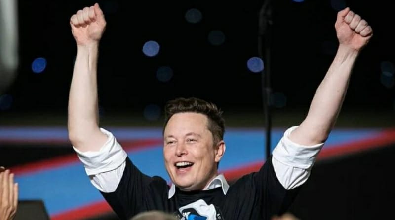 Elon Musk tiene la idea crear un sueldo base universal. Foto: Instagram @elonmusk