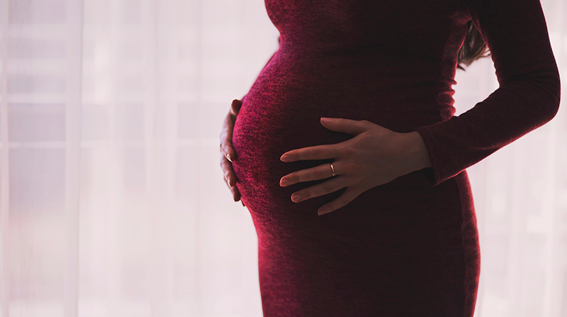 Imagen referencial. Mujer embarazada fue asesinada en El Carmen, Manabí. Foto: Pixabay