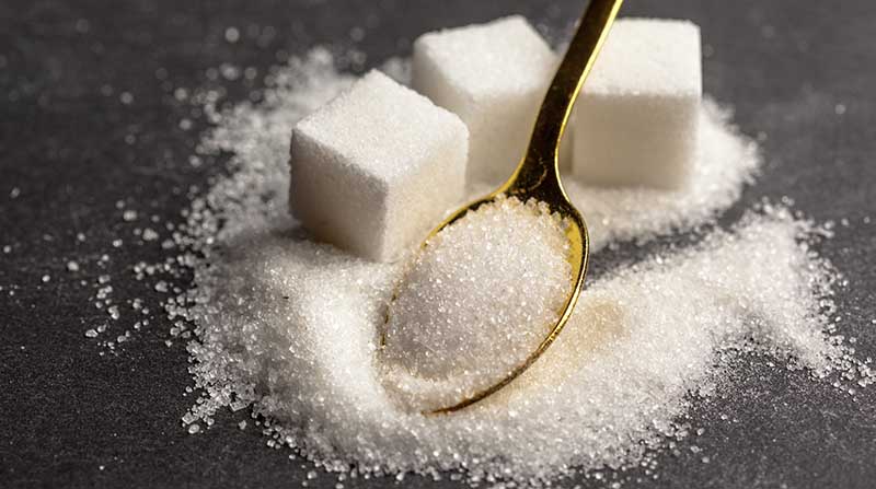 Imagen referencial. El azúcar aumentó un 6,9% desde enero hasta su nivel más alto en seis años. Foto: Freepik