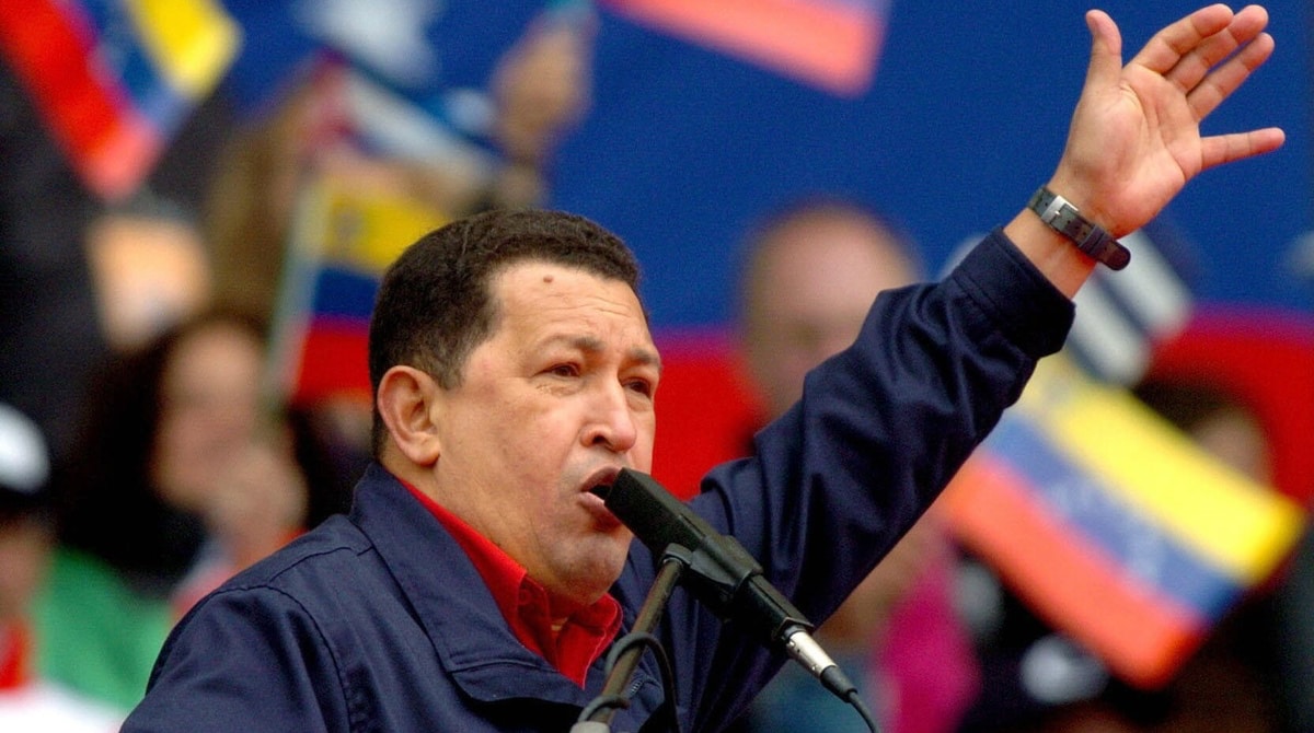 El presidente de Venezuela, Hugo Chávez, mientras pronuncia un discurso con el Área de Libre Comercio de las Américas (ALCA), en la IV Cumbre de las Américas, en Mar del Plata (Argentina), en una imagen de archivo. Foto: EFE