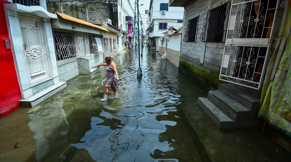 El Inamhi alertó que las lluvias extremas previstas para la Costa podrían generar inundaciones, como las que afectaron a Guayaquil. Foto: Enrique Pesantes/ EL COMERCIO