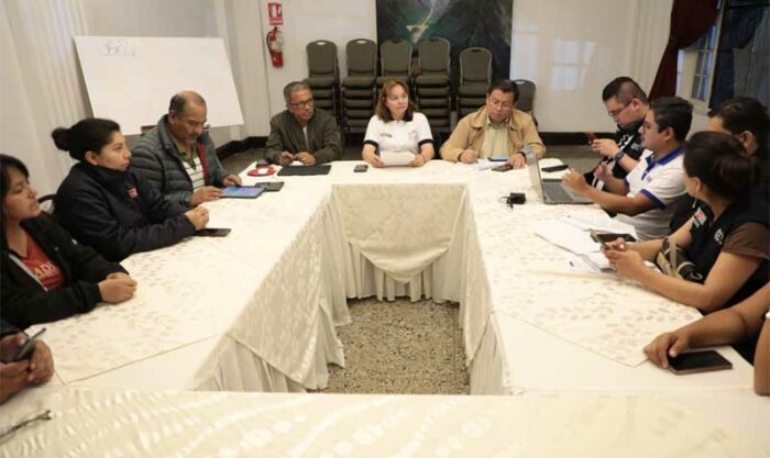 En Perú, equipos técnicos brindan asistencia técnica y apoyo a las intervenciones preventivas y comunitarias para el control del dengue. Foto: Twitter Minsa Perú