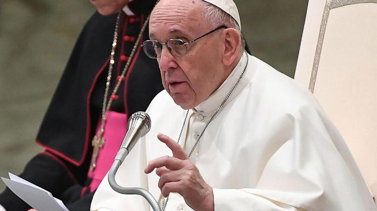 La infección respiratoria que aqueja al papa Francisco hizo que el Pontífice sea hospitalizado. Foto: EFE