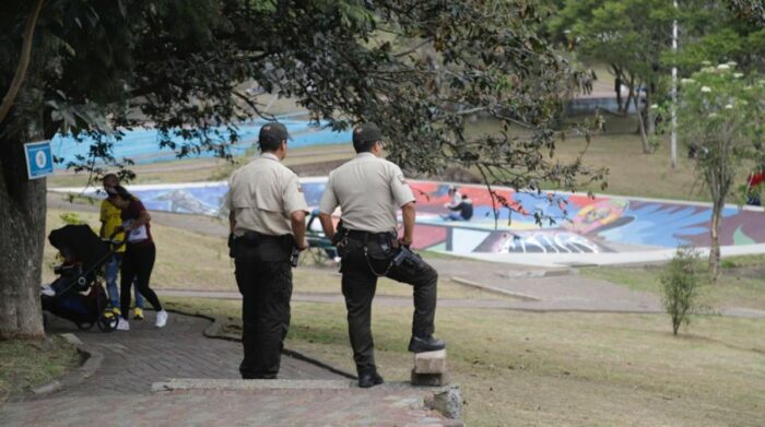 Uno de los atractivos principales del parque de La Moya es una pista de skateboard. Foto: Patricio Terán / EL COMERCIO