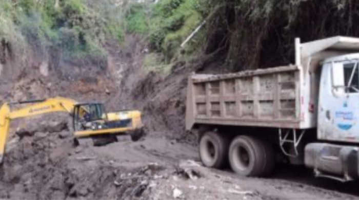 Un plan operativo se realizará para limpiar la estructura de captación en la quebrada El Tejado. Foto: Quito Informa