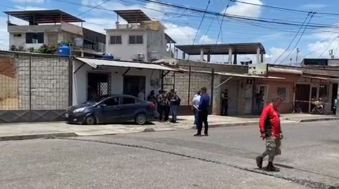 Un abogado que se transportaba en su vehículo fue asesinado por dos hombres en Machala.
