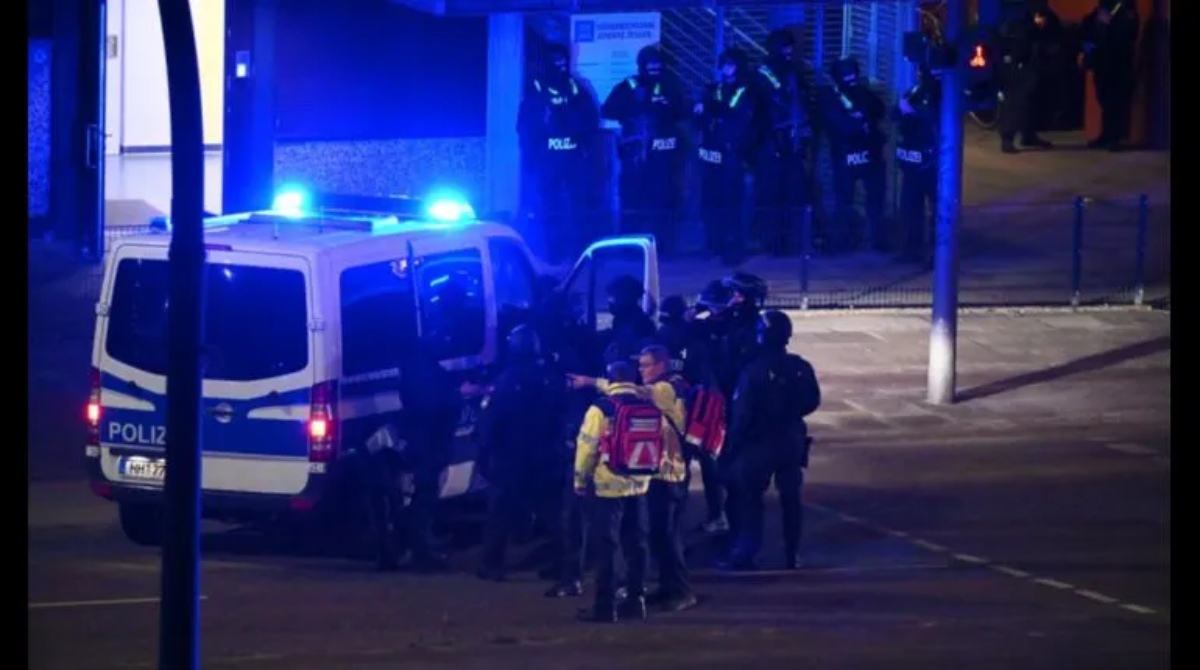 La policía de Hamburgo investiga el tiroteo. Foto: EFE