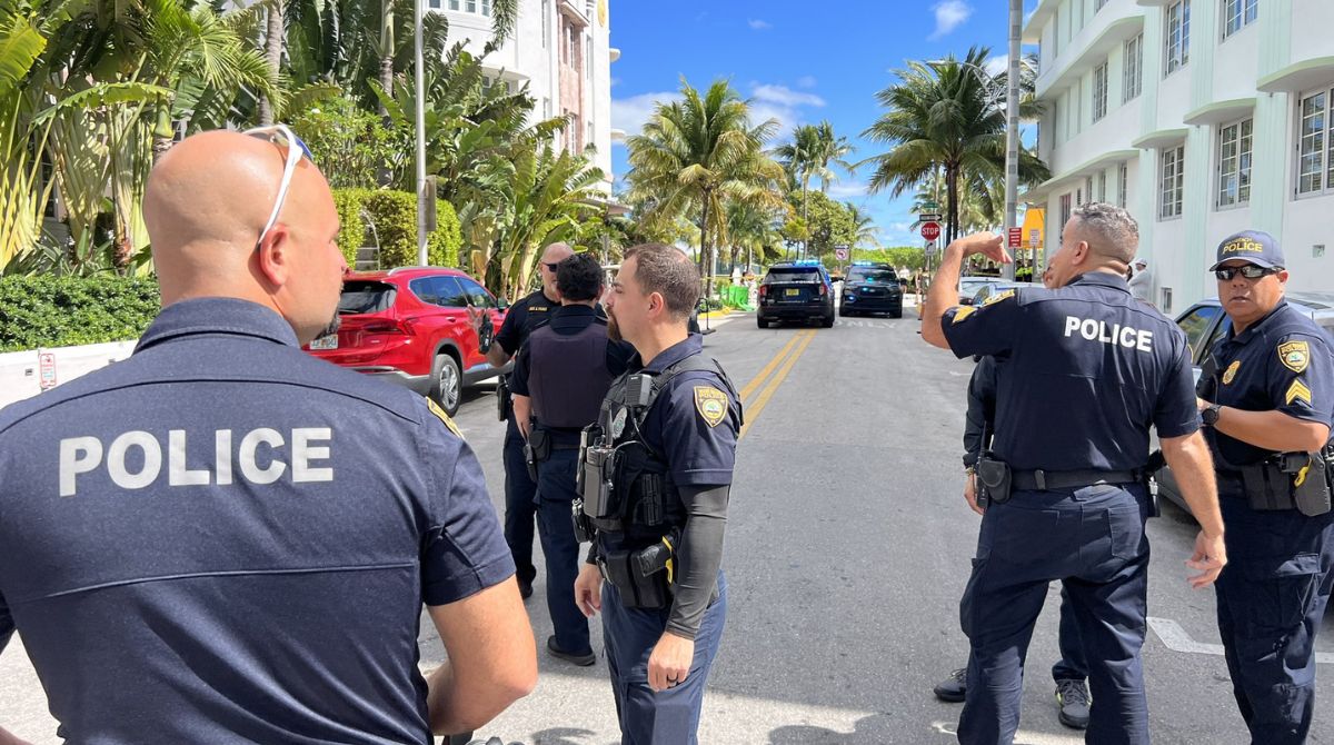 Las autoridades de Miami decretaron toque de queda. Foto: Twitter Policía de Miami