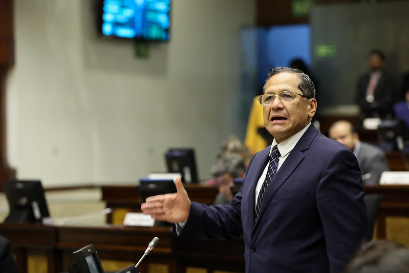Luis Almeida, legislador del Partido Social Cristiano, en el Pleno. Foto: Asamblea