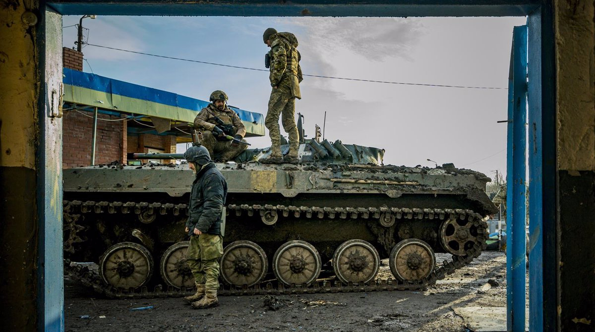 Soldados ucranianos en una imagen de archivo durante la invasión rusa en Ucrania. Foto Europa Press