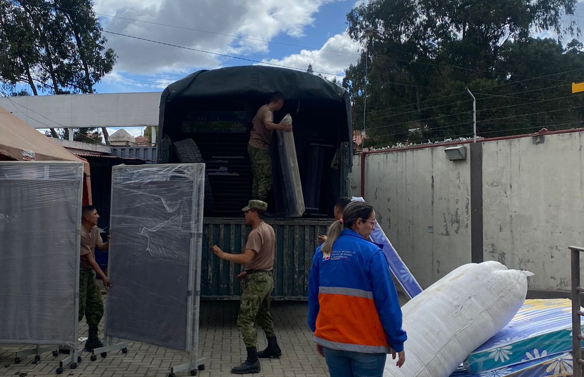 Un albergue se habilitó para los damnificados de La Cría, en Santa Isabel. Fotos: Cortesía SNGR