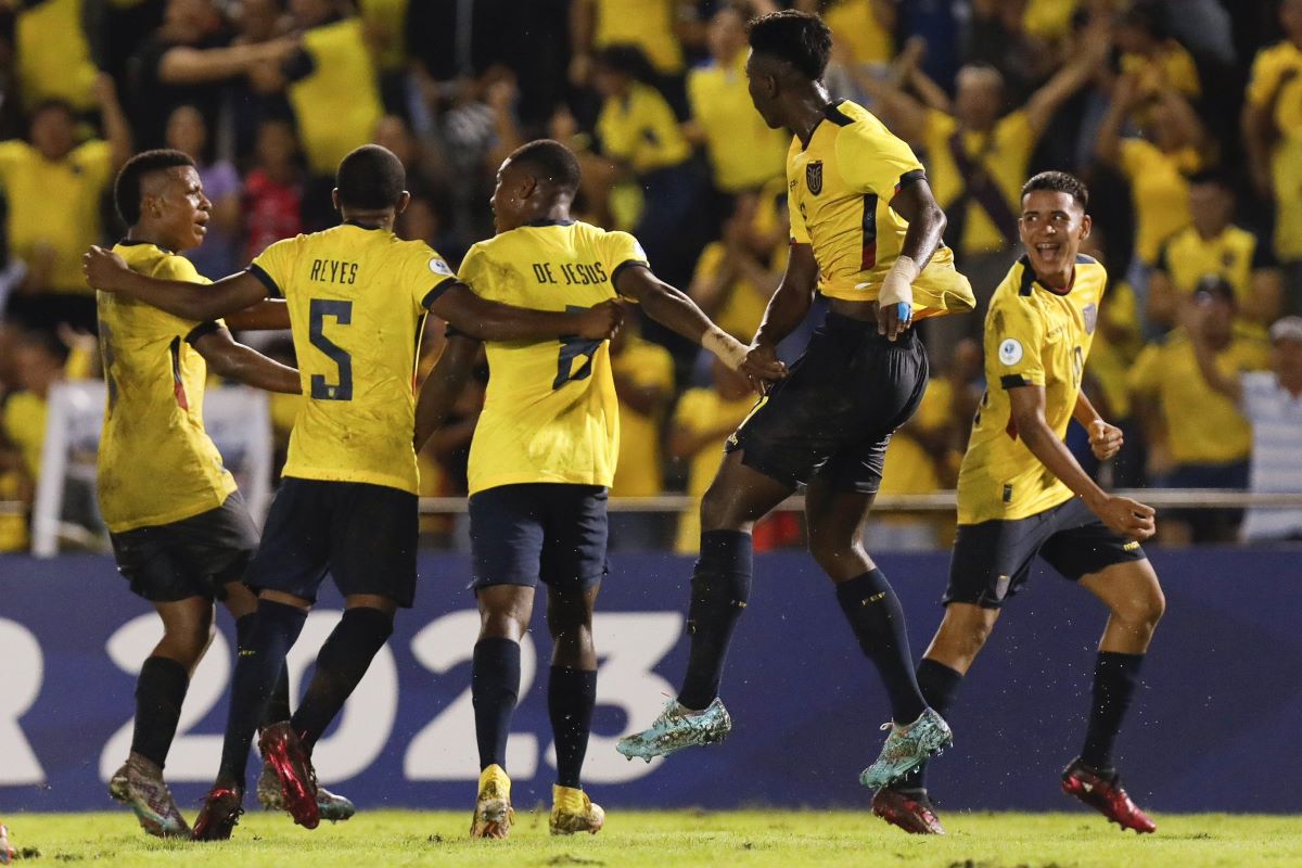 La Selección de Ecuador Sub-17 se clasificó al Mundial y busca el campeonato en el Sudamericano.