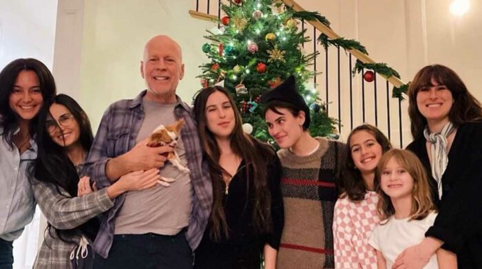 La familia de Bruce Willis recibió una buena noticia, pese a que el actor continúa con los síntomas de su enfermedad. Foto: Cortesía Twitter