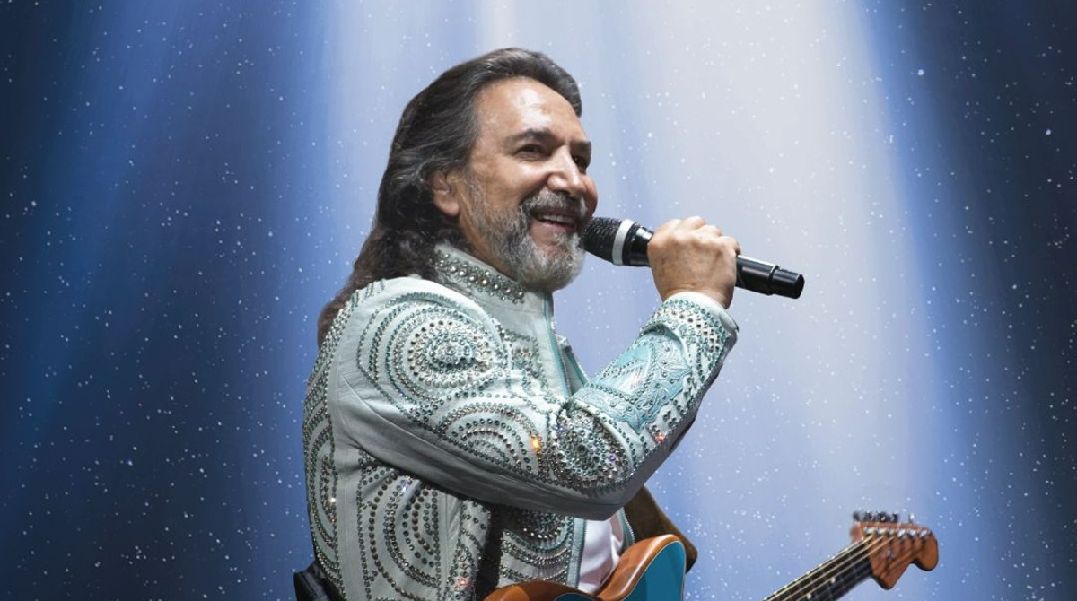 El cantautor mexicano traerá a Ecuador lo mejor de su repertorio desarrollado a lo largo de 50 años de trayectoria. Foto Cortesía