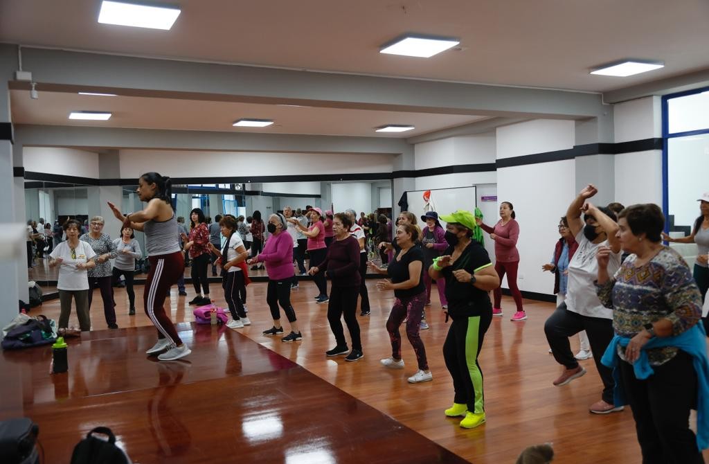La bailoterapia es parte de las opciones en el Centro Deportivo Iñaquito. Foto: Diego Pallero/ EL COMERCIO