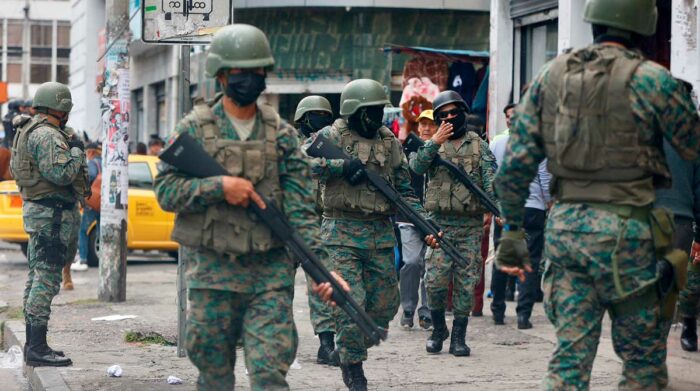 Fuerzas del orden desarrollaron operativo en el centro norte de Quito. Foto: Diego Pallero / EL COMERCIO
