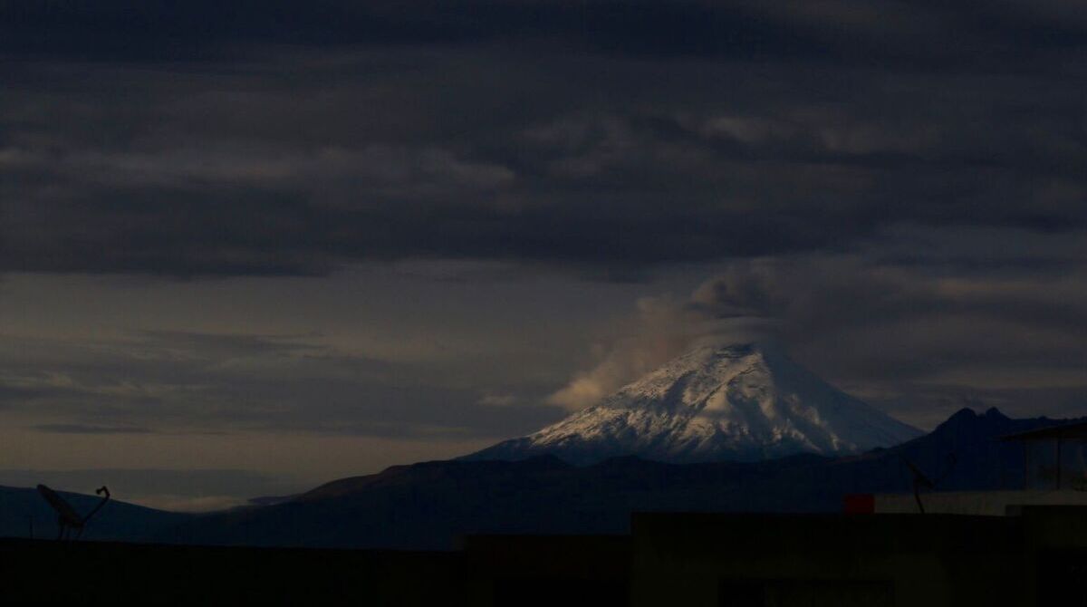 El Cabildo señaló que es importante que la ciudadanía esté preparada ante una posible erupción del volcán Cotopaxi. Foto: Julio Estrella / El Comercio