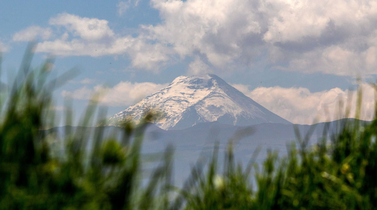 Las emisiones de gas y ceniza han sido persistentes en el volcán Cotopaxi. Foto: Archivo/ EL COMERCIO