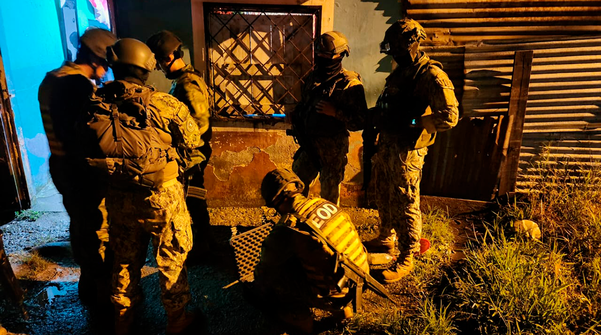 El detenido "tendría nexos con el Frente de Insurgentes colombianos Oliver Sinisterra". Foto: Fuerzas Armadas