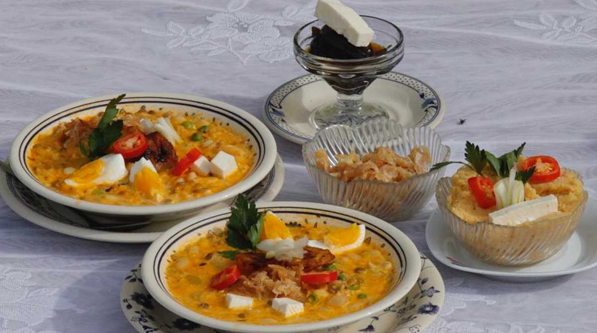 La fanesca es una sopa tradicional que se consume en los hogares ecuatorianas. Foto: Patricio / EL COMERCIO