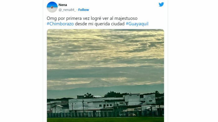 La usuaria @_nena84_ expresó su asombro en Twitter, al captar al volcán Cotopaxi desde Guayaquil. Foto: Captura de pantalla