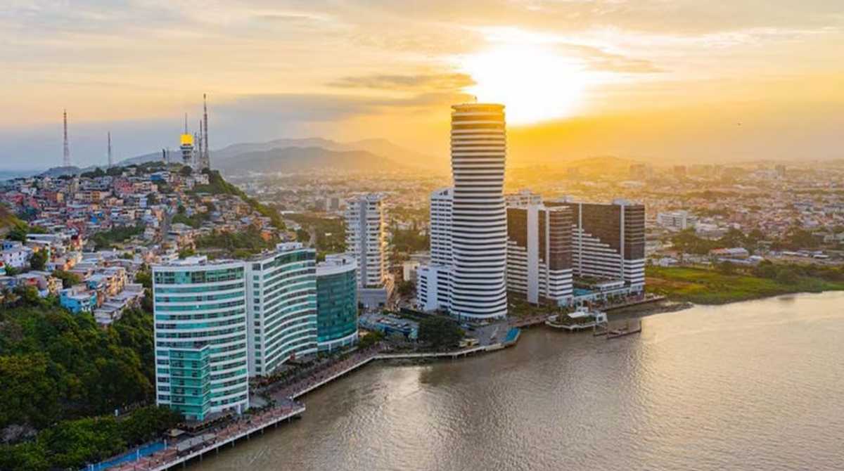 Guayaquil podría verse afectado si el nivel del agua del océano continúa subiendo. Foto: Cortesía