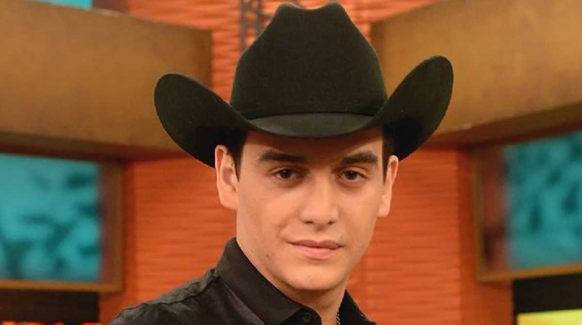 La muerte del cantante y actor mexicano Julián Figueroa ha generado muchas interrogantes. Foto: Cortesía Twitter
