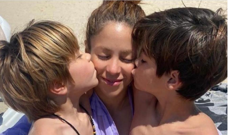 Shakira junto a sus dos hijos. Foto: Instagram Shakira