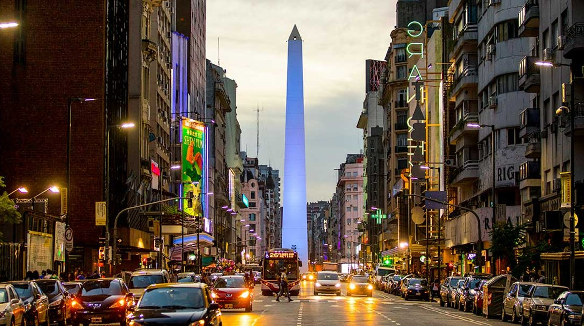 En la ciudad de Buenos Aires el transporte en bus o el subterráneo cuesta el equivalente a 21 centavos de dólar. Foto cortesía ciudad de Buenos Aires