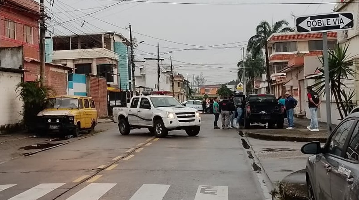 Residentes del norte de Guayaquil se despertaron con el sonido de una fuerte explosión ocurrida en Samanes. Foto cortesía