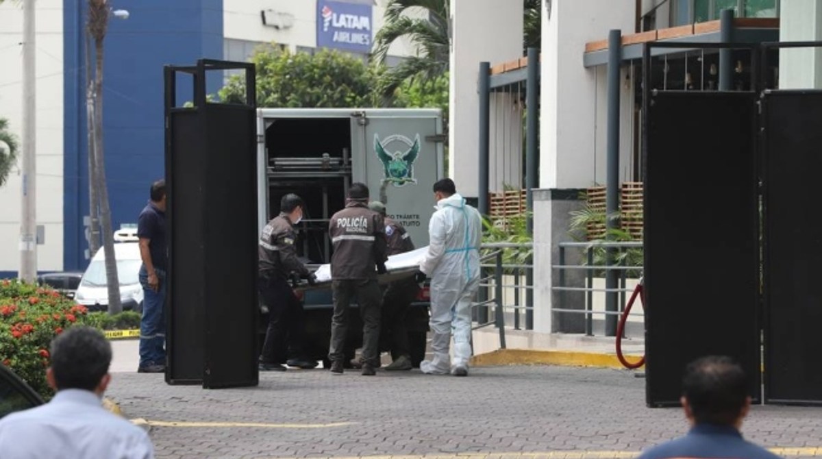 El crimen del abogado ocurrió cuando la víctima salía de un hotel en Guayaquil. Foto: Fiscalía