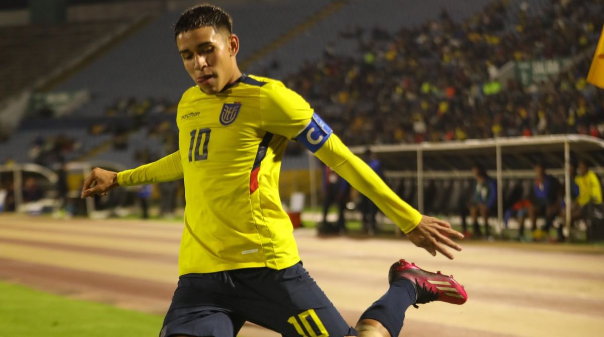 Kendry Páez fue la gran figura en el partido de la selección ecuatoriana contra Chile. Foto: Twitter Selección de Ecuador