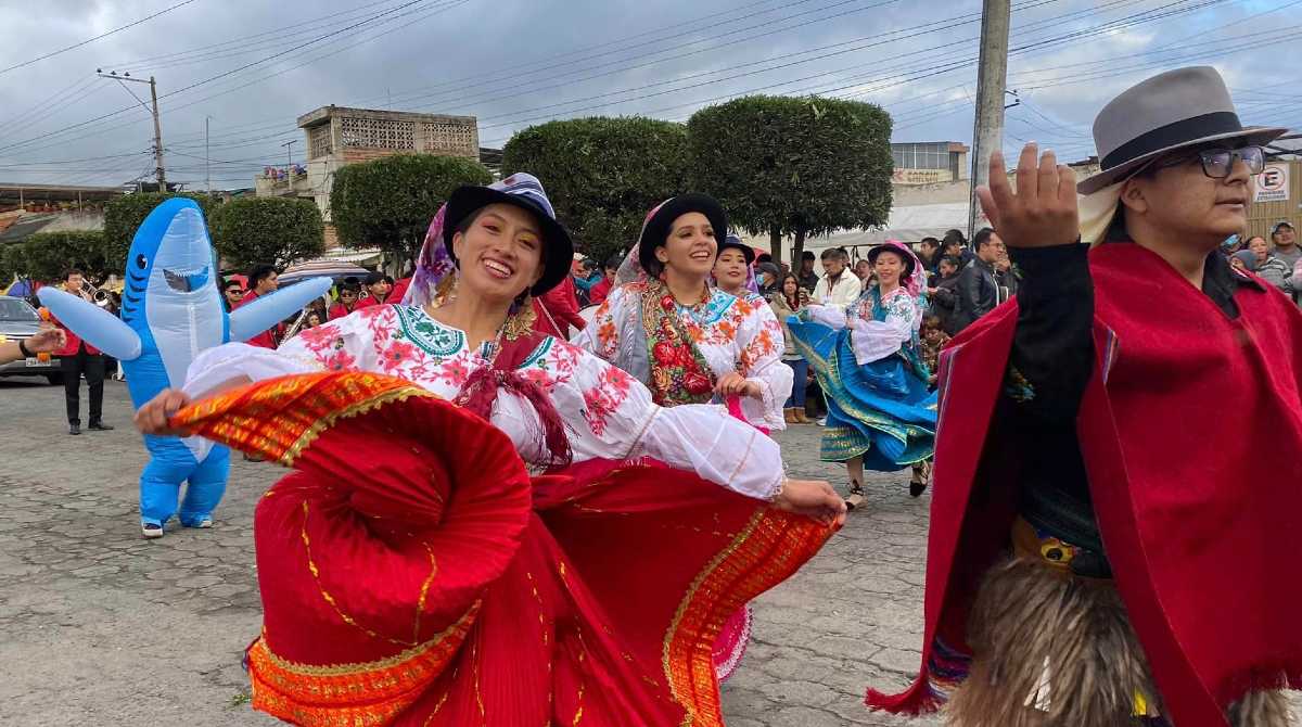 Los habitantes de Tulcán durante las celebraciones de cantonización. Foto: Cortesía Facebook Municipalidad de Tulcán