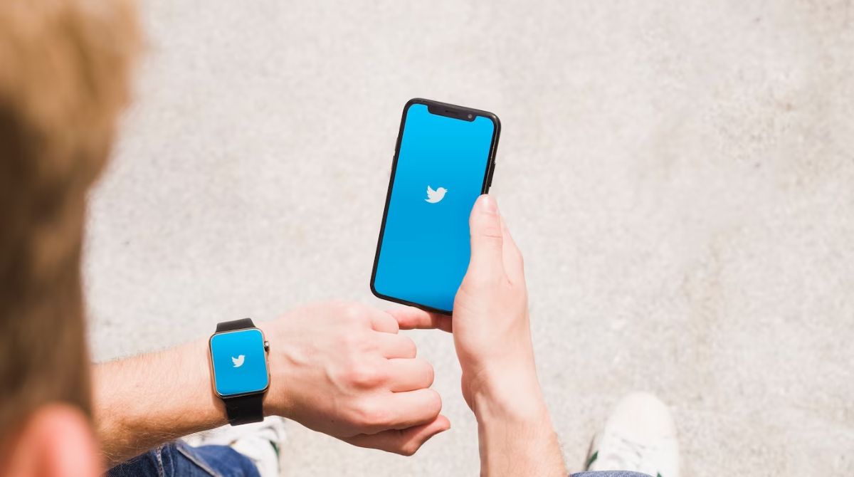Imagen referencial. 'Twitter Blue' funciona como un servicio de pago que trae mayores funciones a los usuarios. Foto: Freepik