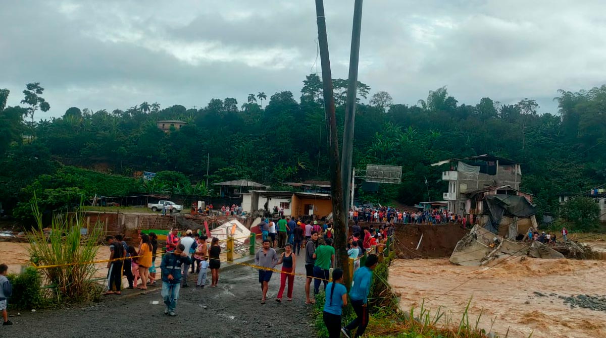 Varias viviendas corren peligro de colapsar en la provincia de Bolívar. Foto: ECU 911