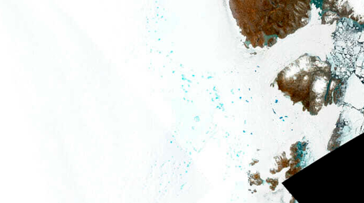 Groenlandia está cubierta por una capa de hielo de 3 000 metros de espesor que contiene suficiente agua para elevar el nivel del mar en 7 metros. Foto: Europa Press