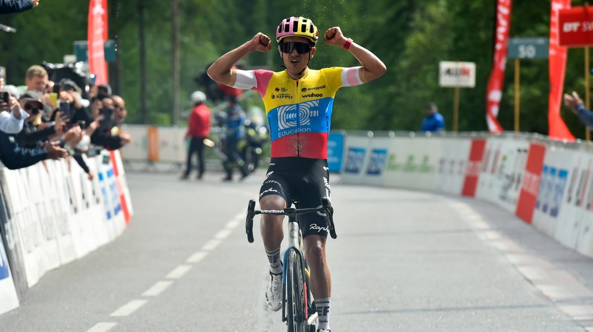 Richard Carapaz ganó la Mercan'Tour Classic Alpes-Maritimes el 30 de mayo del 2023. Foto: @EFprocycling