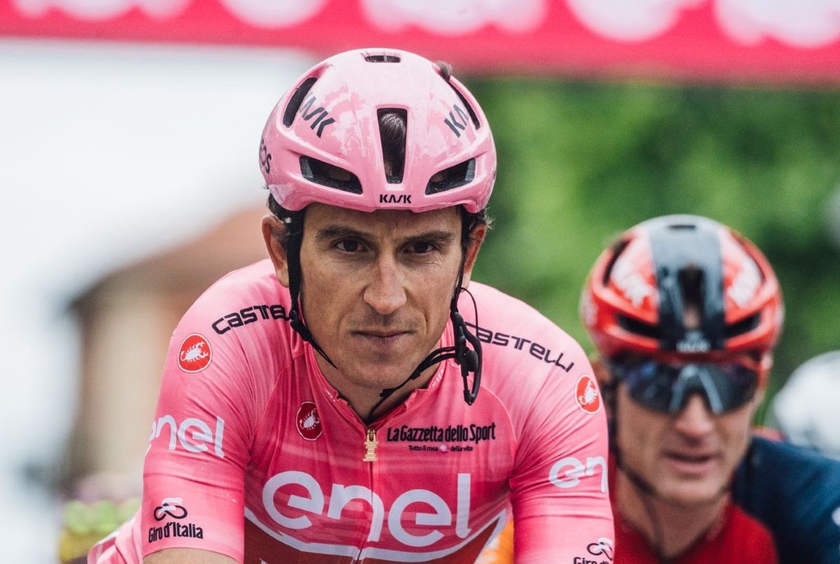 Geraint Thomas con la maglia rosa de líder del Giro de Italia. Foto: @GeraintThomas86