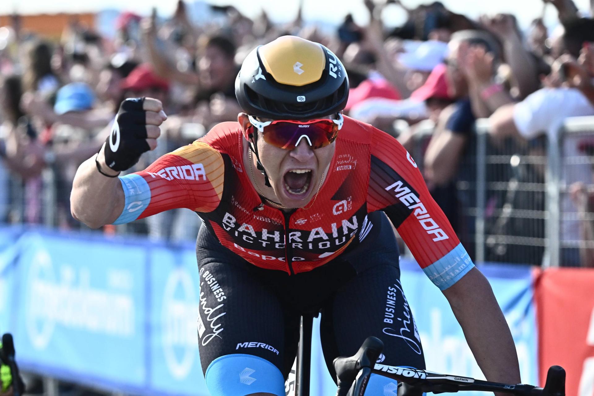 Jonathan Milan se apunta el primer esprint del Giro y Evenepoel sigue líder. Foto: EFE