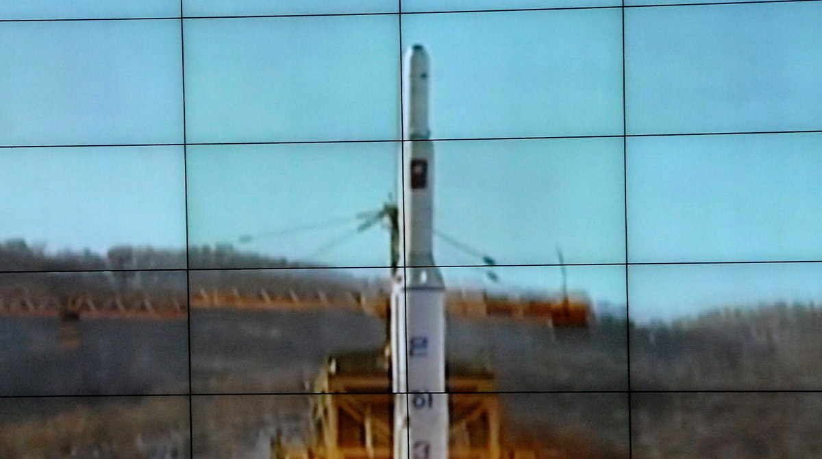 Poner en órbita un satélite de reconocimiento militar es uno de los objetivos de modernización armamentística del régimen. Foto: EFE
