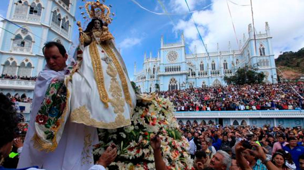 La virgen de El Cisne estará en Cuenca hasta el 21 de mayo de 2023. Foto: Archivo / EL COMERCIO