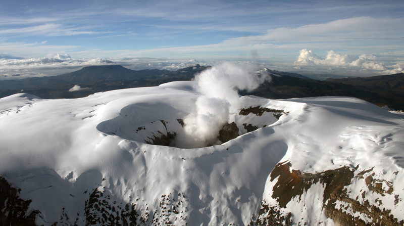 Volcán Nevado del Ruiz declarado en alerta naranja. Foto: Sistema Geológico Colombiano