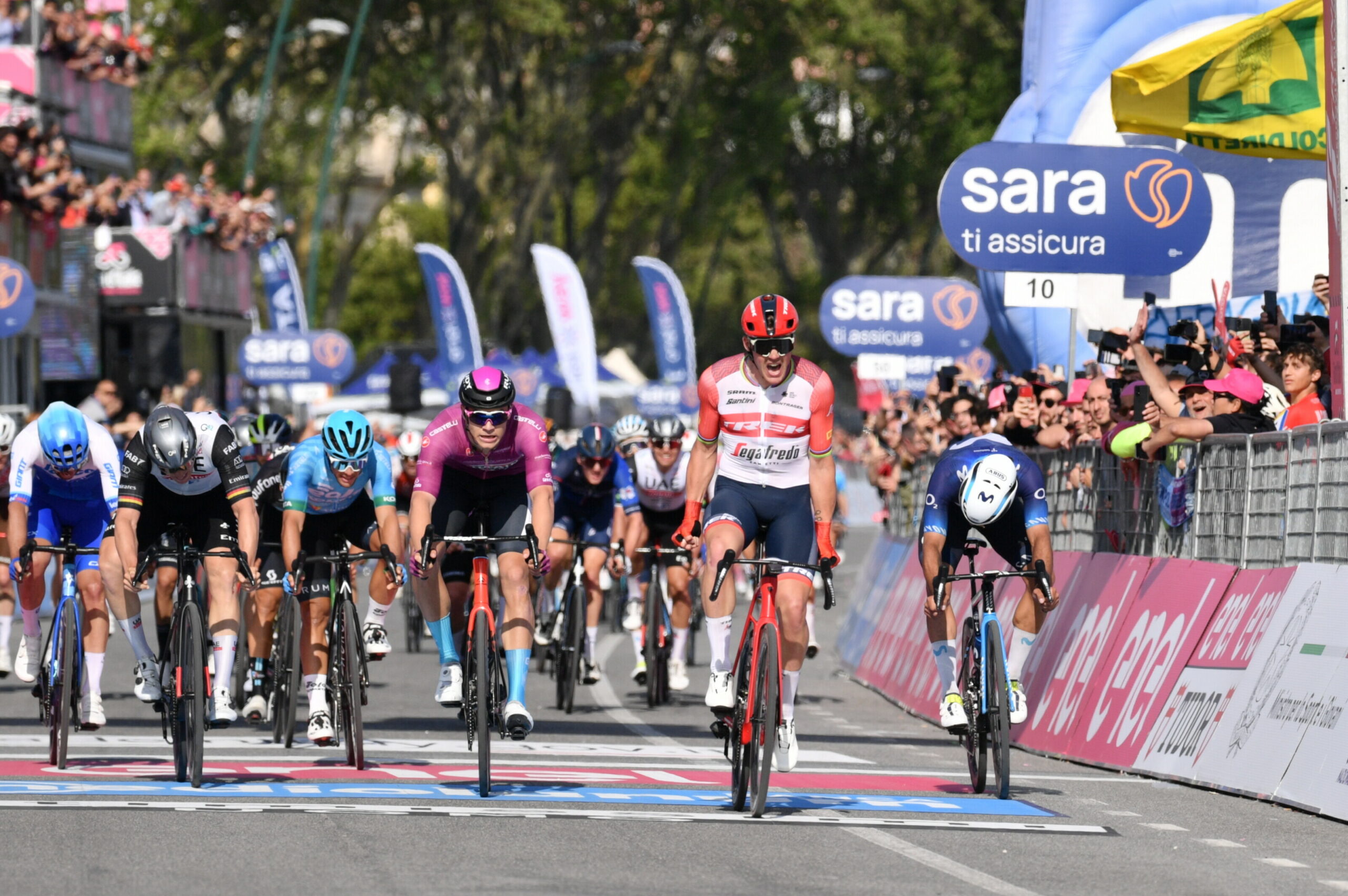 Mads Pedersen ganó la sexta etapa del Giro de Italia. Foto: Giro
