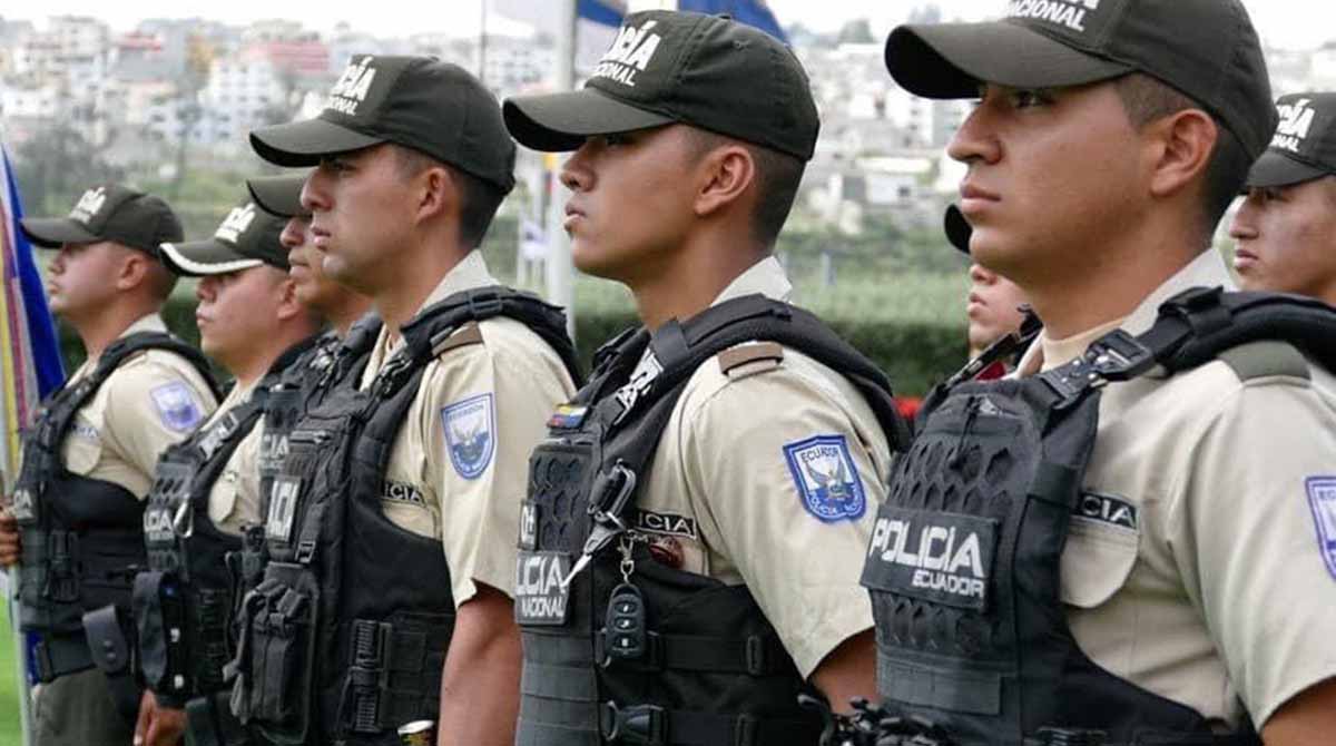 Imagen referencial. La Policía Nacional ha registrado cuatro casos donde ciudadanos agreden a sospechosos. Foto: Twitter Policía Ecuador