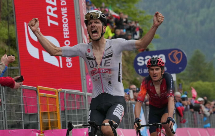 Joao Almeida ganó la etapa 16 del Giro de Italia. Foto: Giro