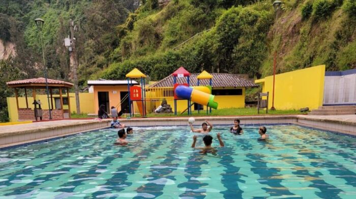 Una opción es visitar los balnearios ubicado en los valles de Tumbaco y Los Chillos. Foto: Administración Zonal Los Chillos