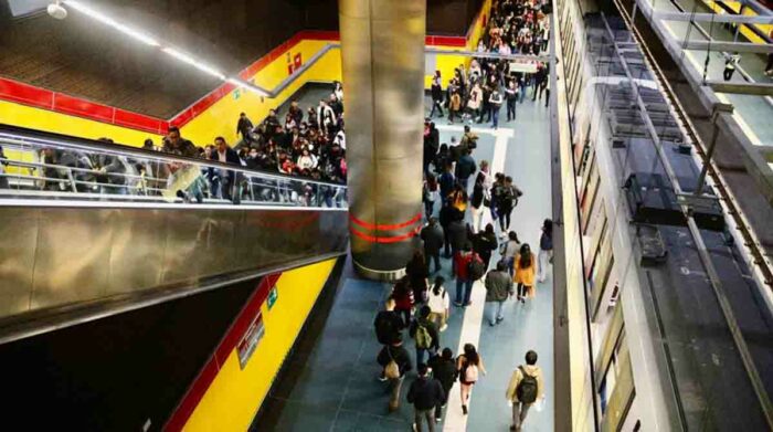 El alcalde de Quito, Pabel Muñoz, informó que el Metro de Quito comenzará a funcionar la primera semana de Diciembre. Foto: Patricio Terán / EL COMERCIO