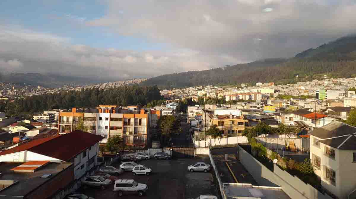 Quito amance con sol este lunes, 22 de mayo de 2023. La radicación UV será alta. Foto: EL COMERCIO